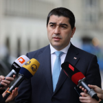 შალვა პაპუაშვილი მერცის, მაკრონის და ტუსკის განცხადებაზე - სამარცხვინო თავდასხმა ქართველ ხალხზე და ქართულ სახელმწიფოზე
