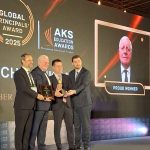 თბილისის 103-ე საჯარო სკოლის დირექტორს არჩილ ჩხაიძეს დელიში გლობალური სკოლის დირექტორის ჯილდო გადაეცა