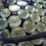 ტოქსიკური და საშიში კონსერვის დამზადებისთვის 1 პირი დააკავეს, მისი კომპანია 2025 წელს შსს–ს და თავდაცვას ამარაგებდა