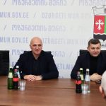 ოზურგეთის მერის პაატა კუნჭულიას გადადგომის შემდეგ თანამდებობები მერიის სხვა მაღალჩინოსნებმაც დატოვეს