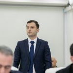 თბილისის მერის მოადგილის კახა აბულაძის განცხადებით, საბავშვო ბაღებში ნოროვირუსი ,,გარედან არის შესული”